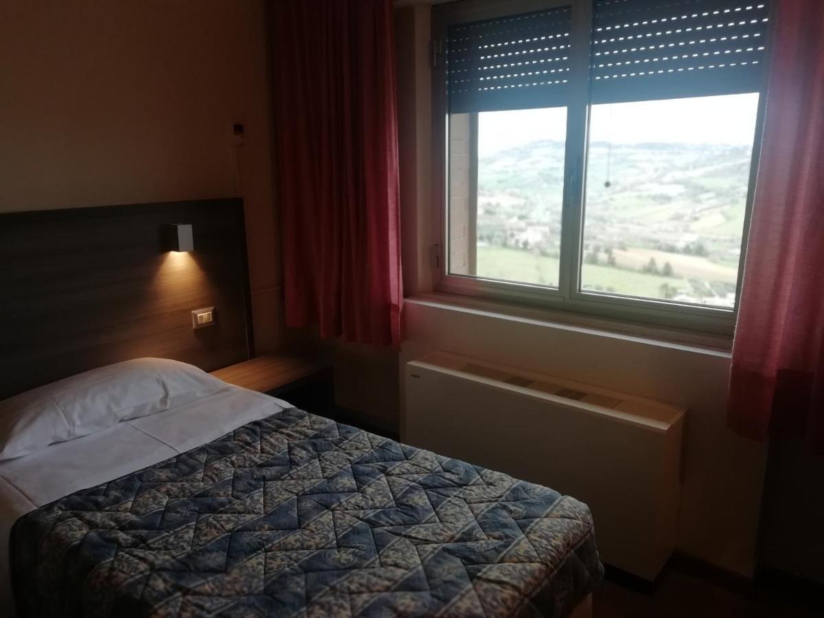 Hotel La Fonte أوزيمو المظهر الخارجي الصورة